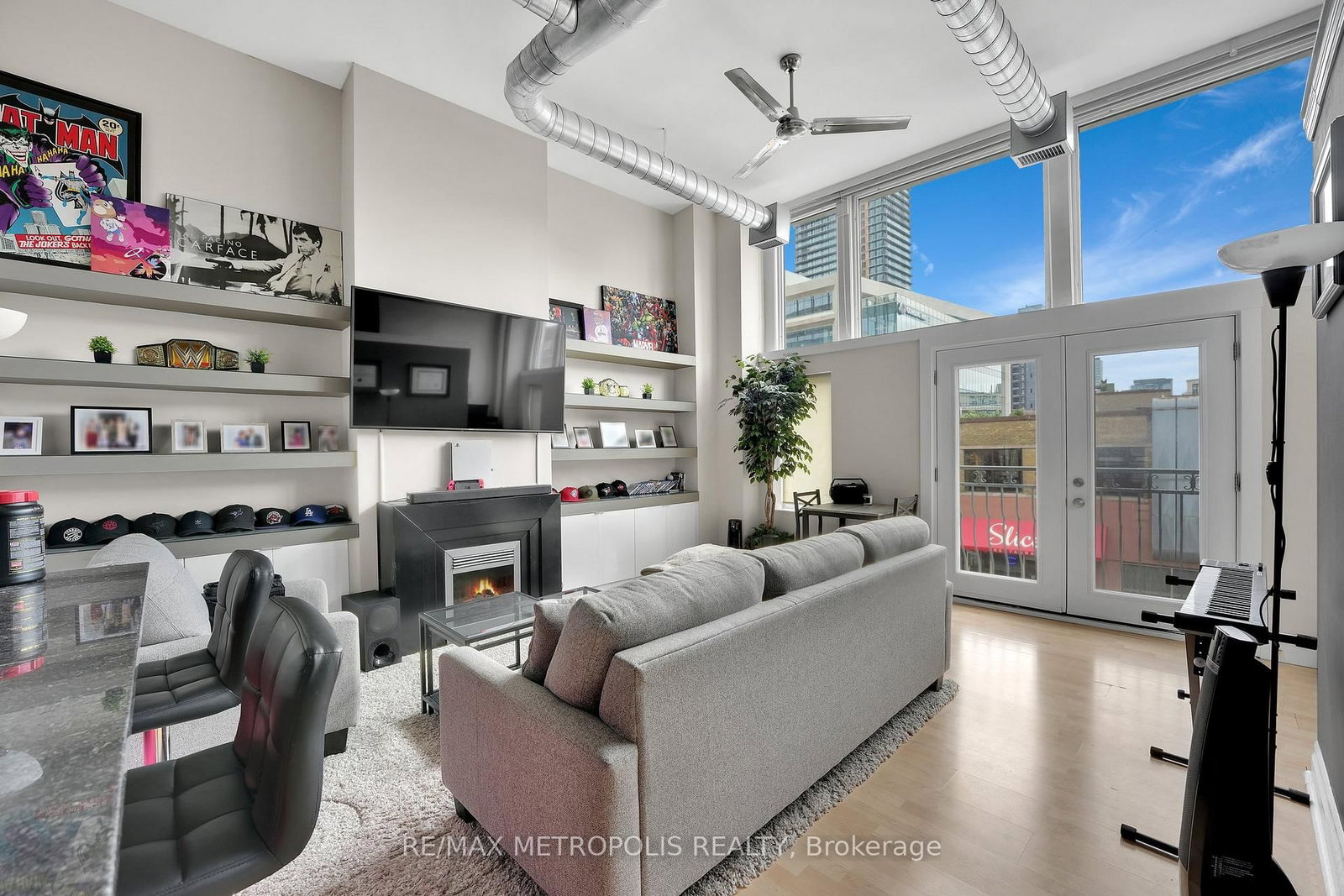 276 King Street W, Unit 207 - Photo 3