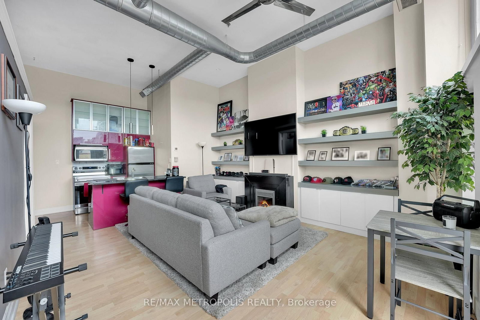 276 King Street W, Unit 207 - Photo 4