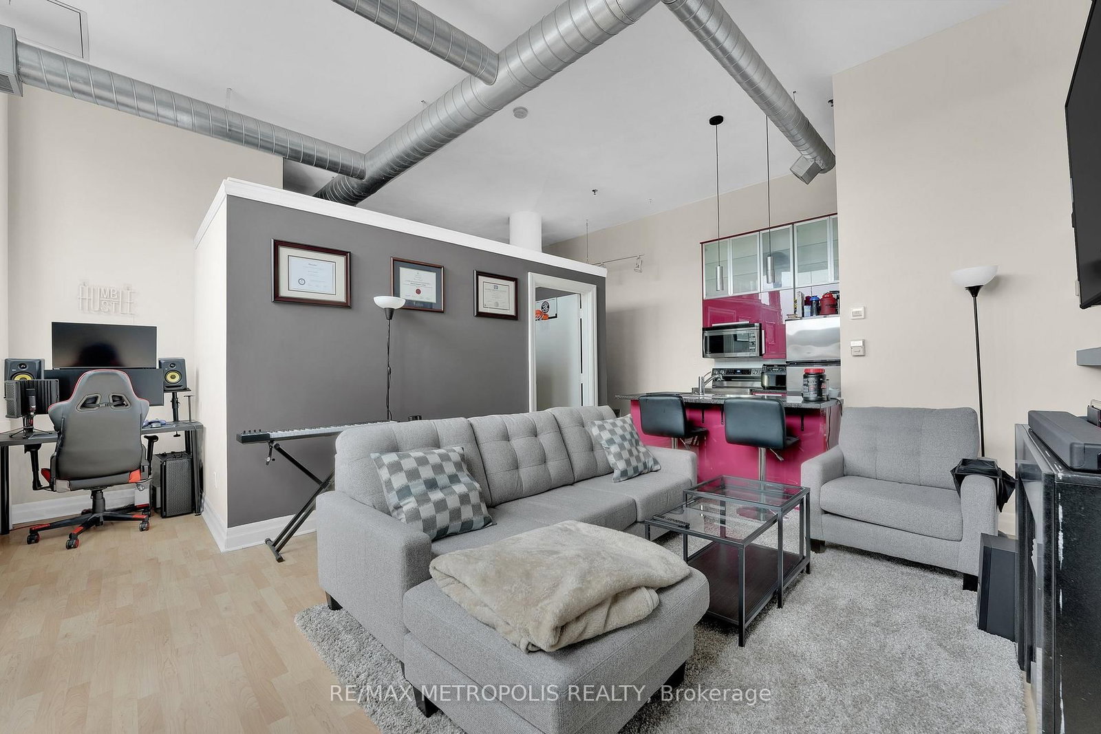 276 King Street W, Unit 207 - Photo 5