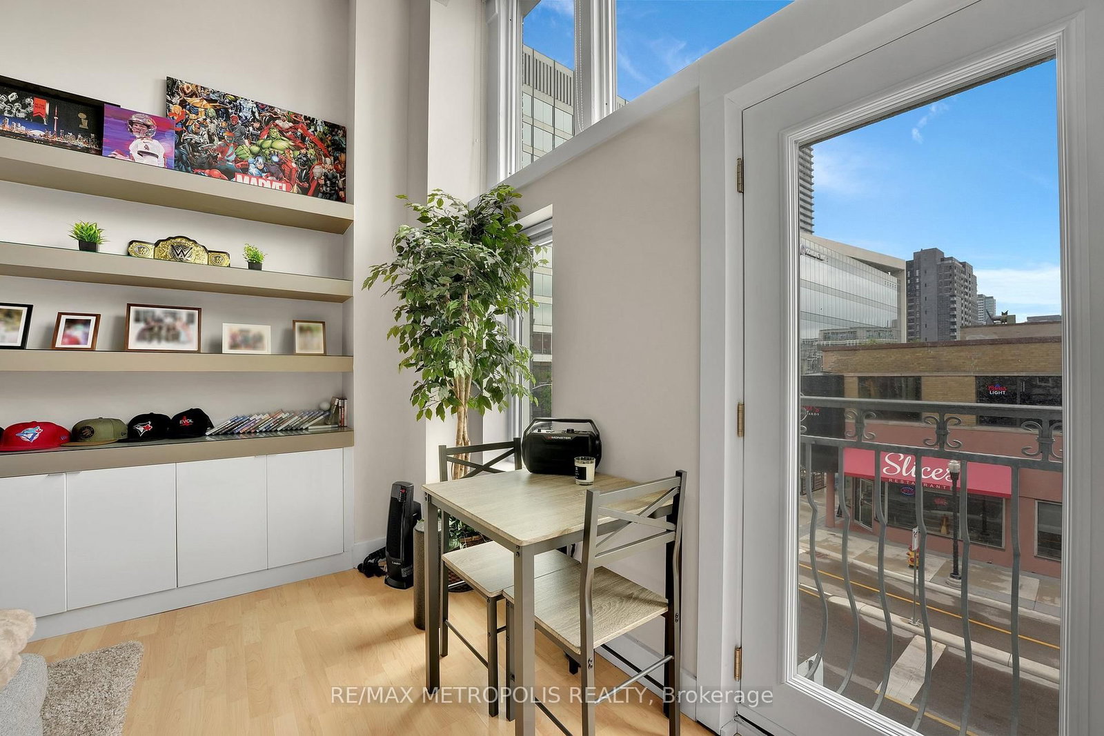 276 King Street W, Unit 207 - Photo 9