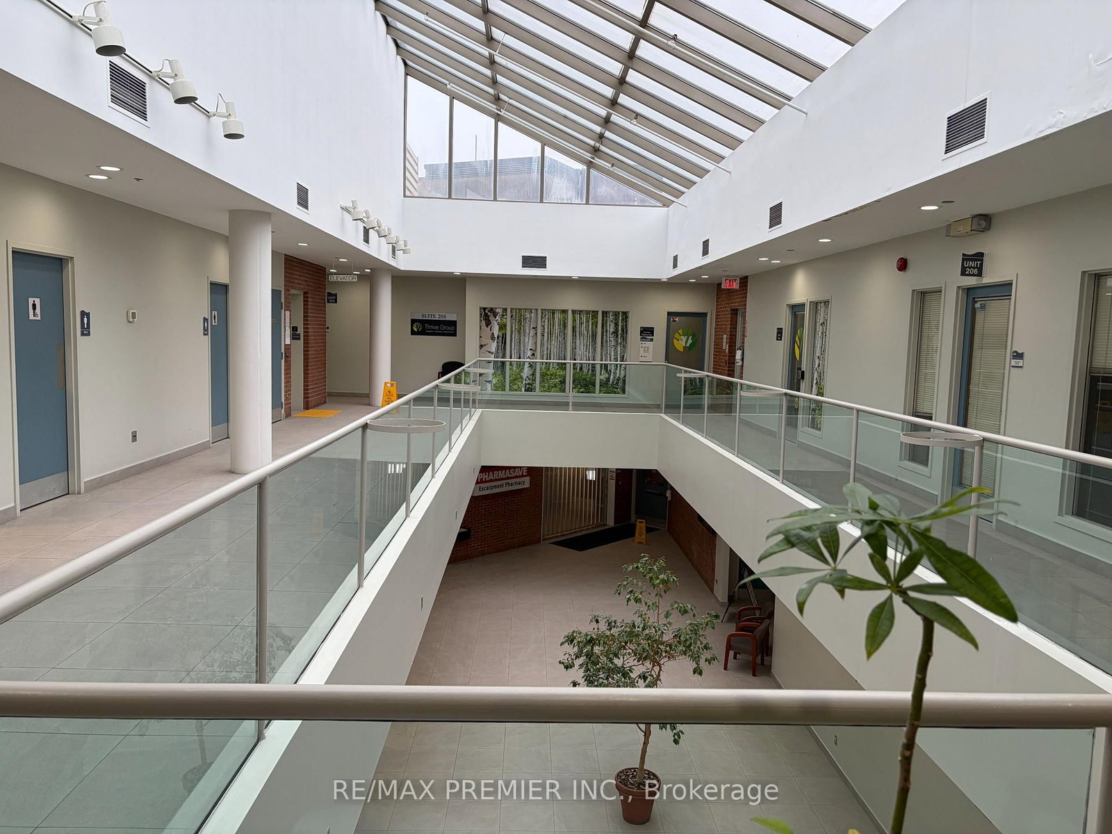 565 Sanatorium Road, Unit 204-06 - Photo 8