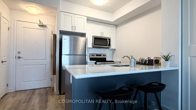 212 - 5055 Greenlane Road