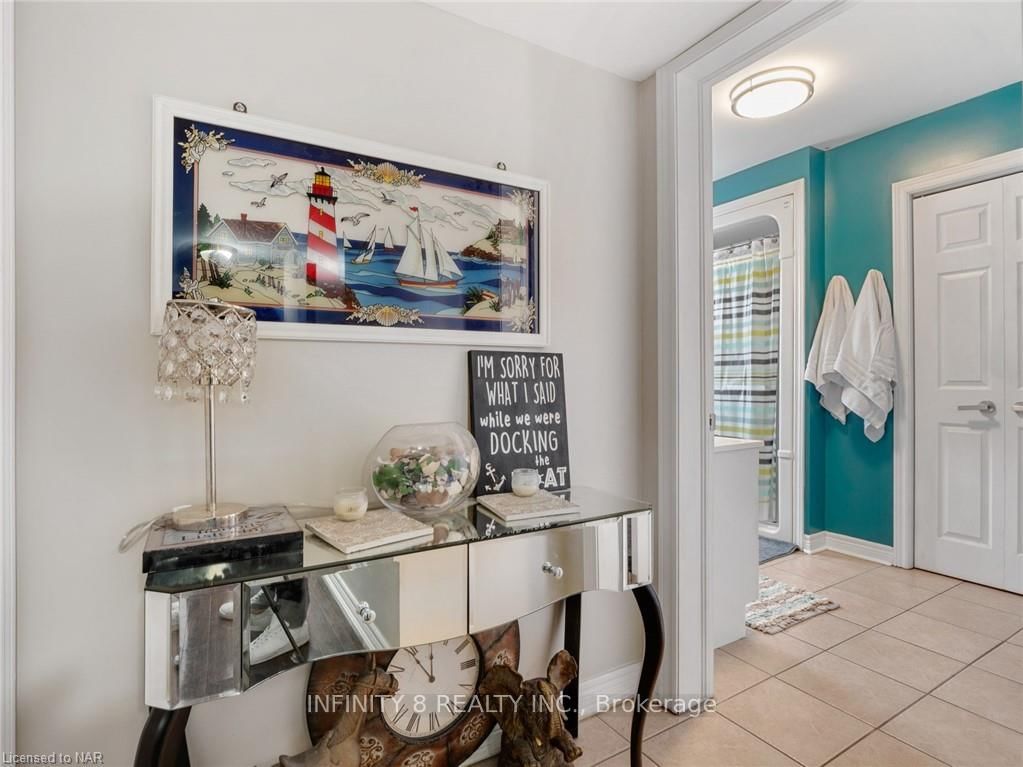 Detached House for sale at 257 Ridge Road, Fort Erie, Ontario, L0S 1B0 - Crystal Beach - MLS: X12856986