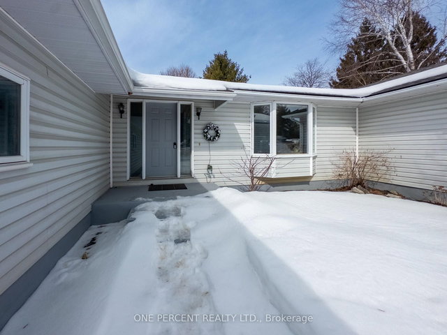 2113 COUNTY ROAD 1 E