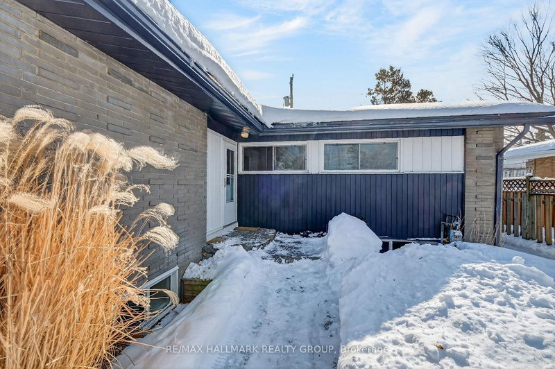 2160 Lambeth Walk, Ottawa, K2C 1G1 | Image 3