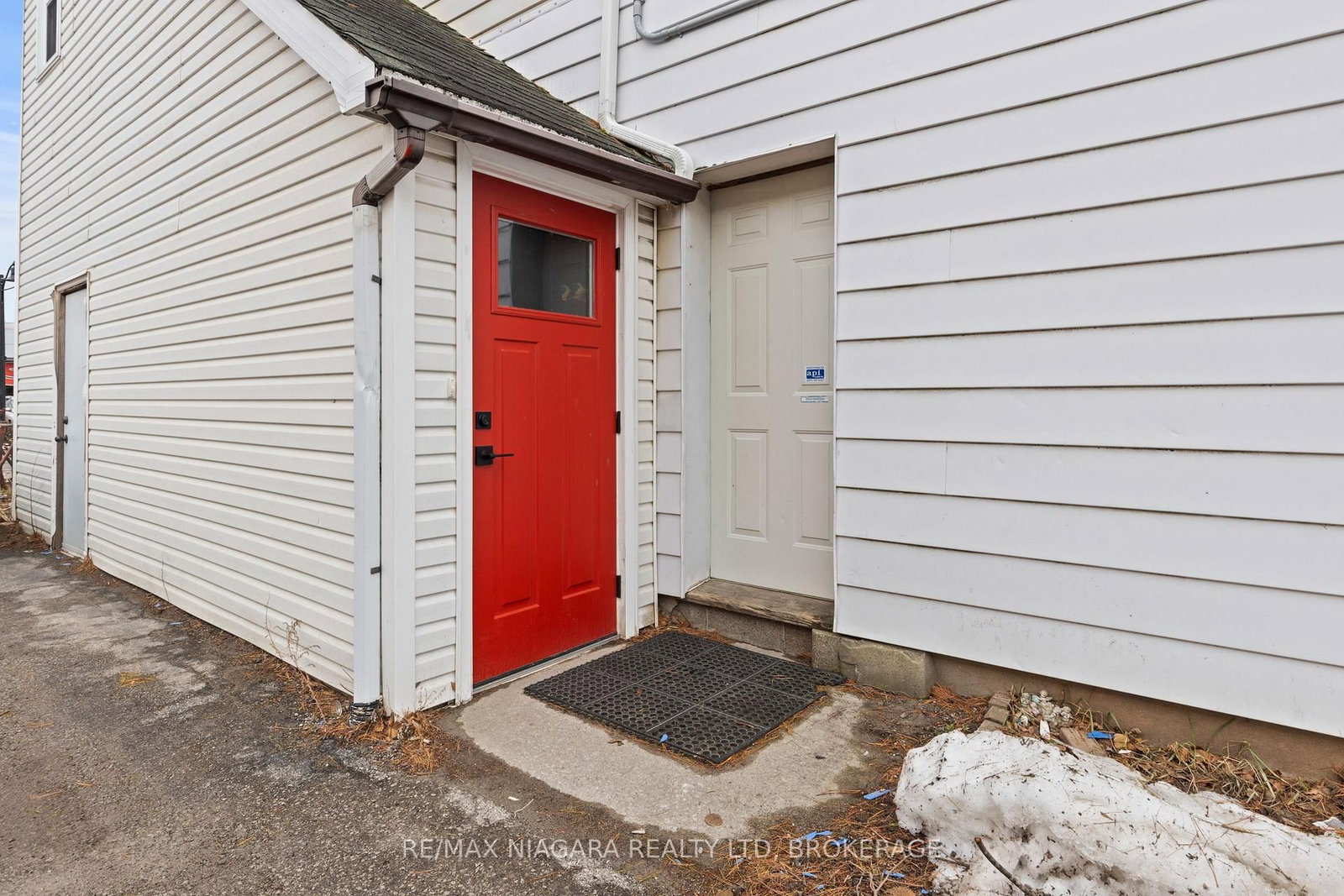 1530 NIAGARA STONE Road - Photo 16