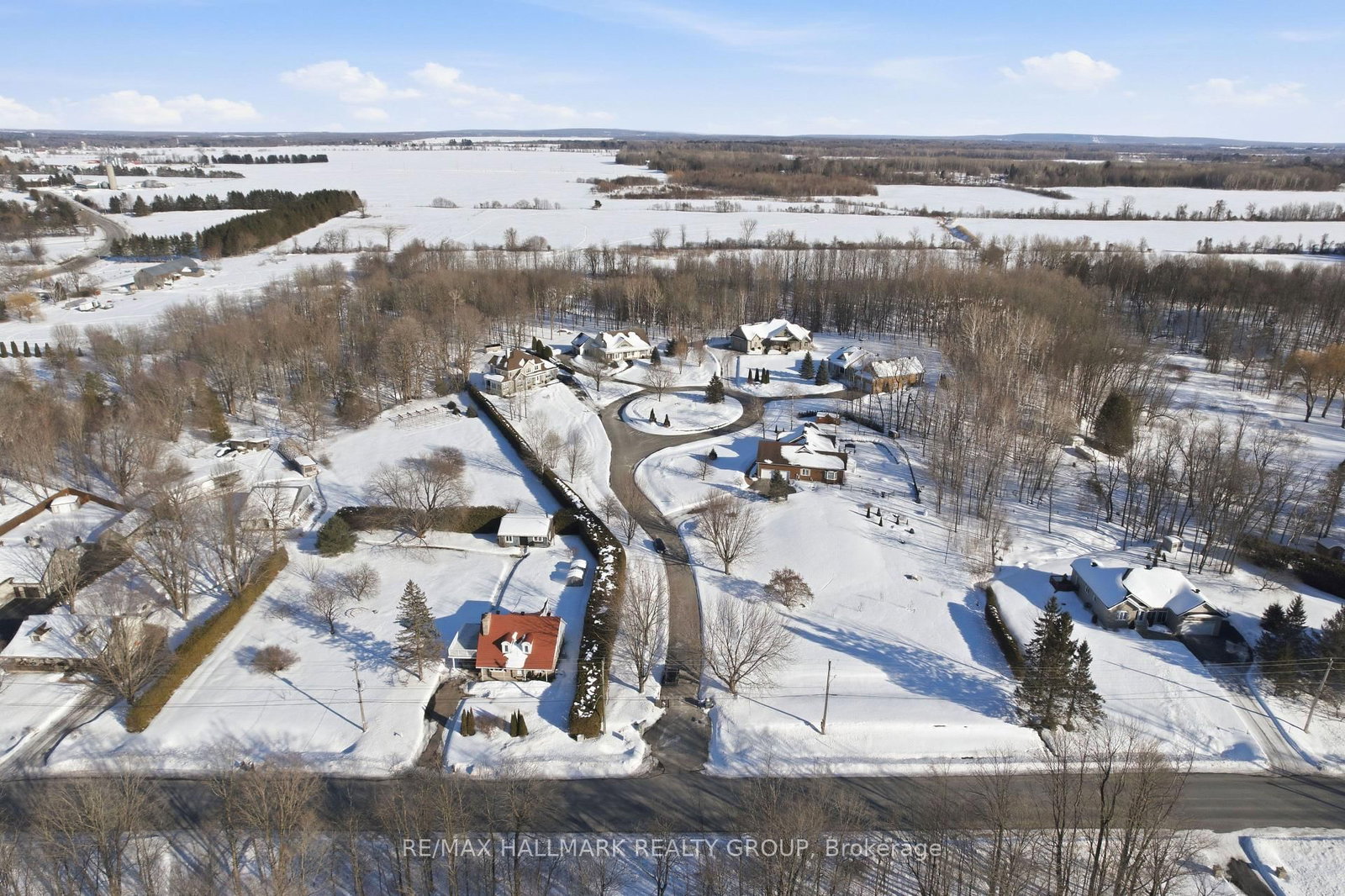 Detached House for sale at 24 RADSTOCK Lane, Champlain, Ontario, K6A 2R2 - Champlain Twp - MLS: X12857482