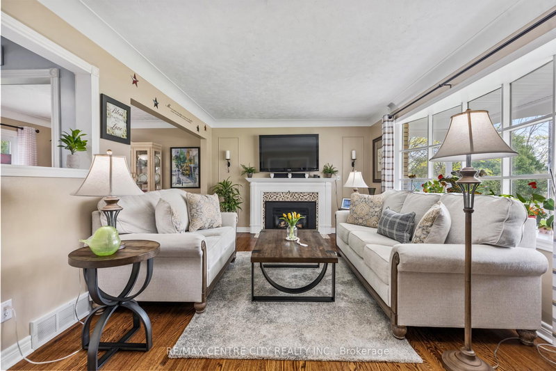 8 Parkview Dr, St. Thomas, N5R 4B5 | Image 3