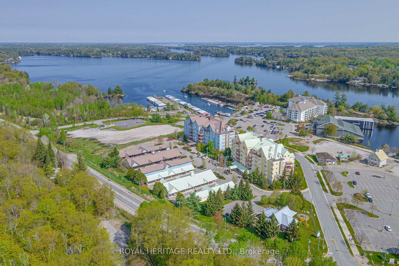 605 - 130 Steamship Bay Rd Rd, Gravenhurst, P1P 1Z9 | Image 2