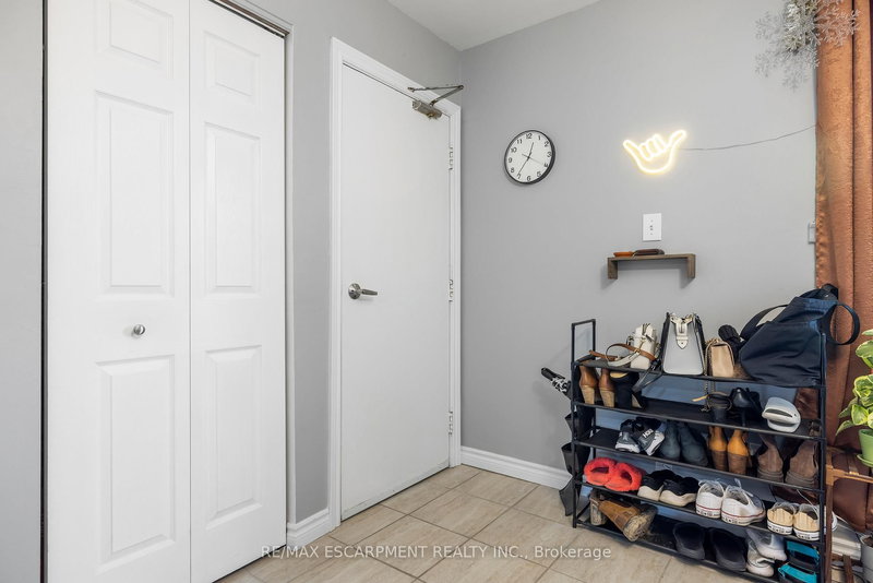 107 HORNING Dr, Hamilton, L9C 6L2 | Image 3