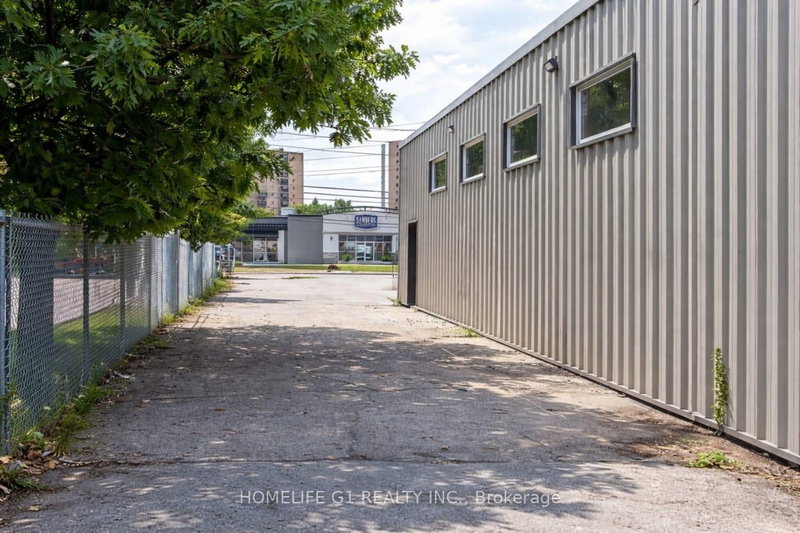 284 Adelaide St S, London South, N5Z 3L1 | Image 3