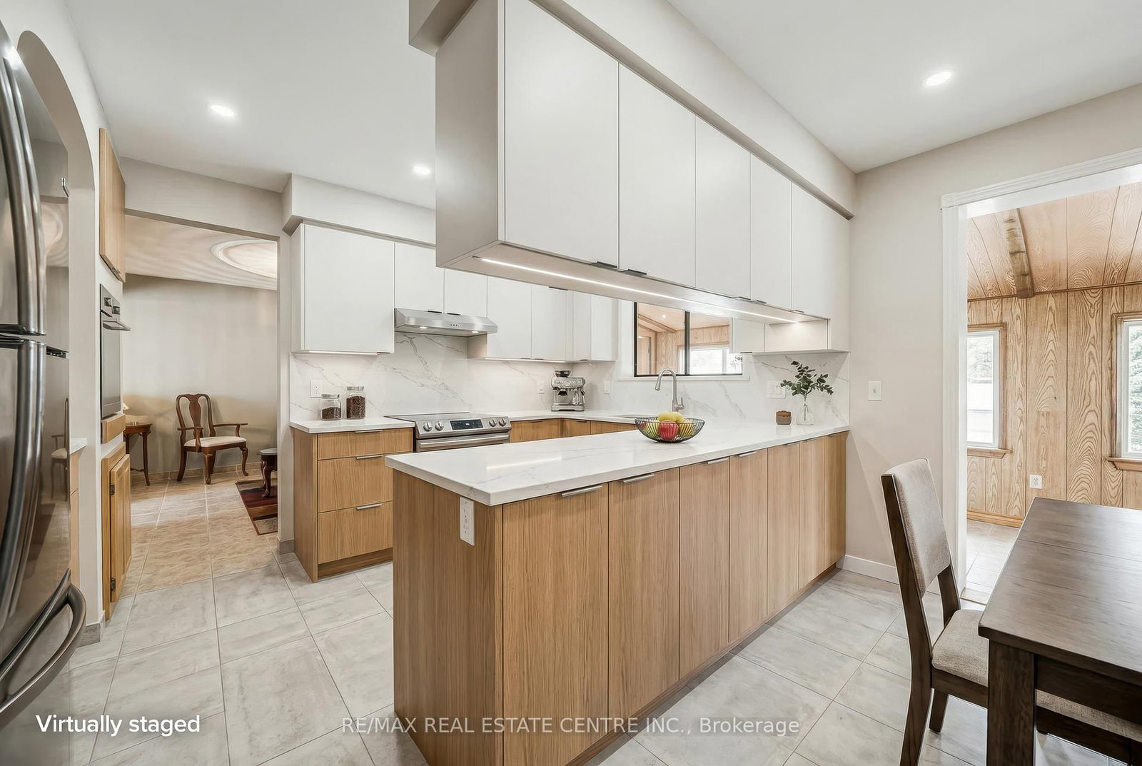 Detached House for sale at 53 Glover Road, Hamilton, Ontario, L8W 3S8 - Hannon - MLS: X12858538