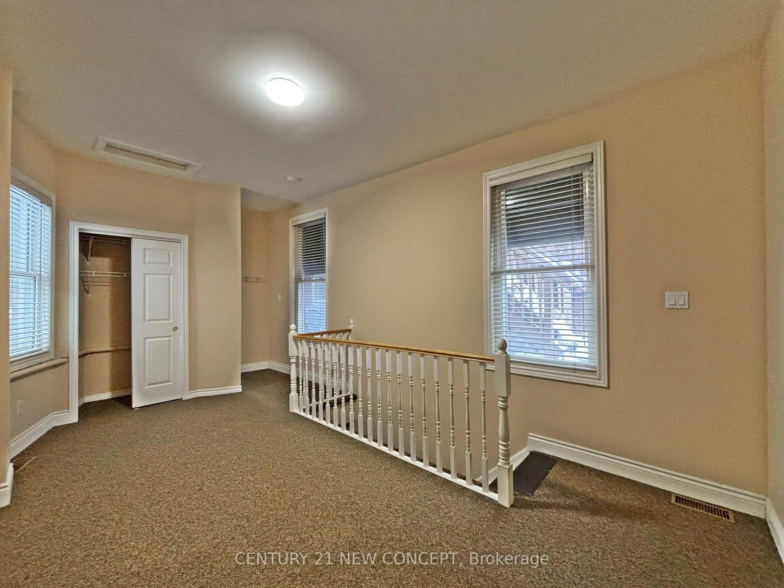 146 James Street S - Photo 28