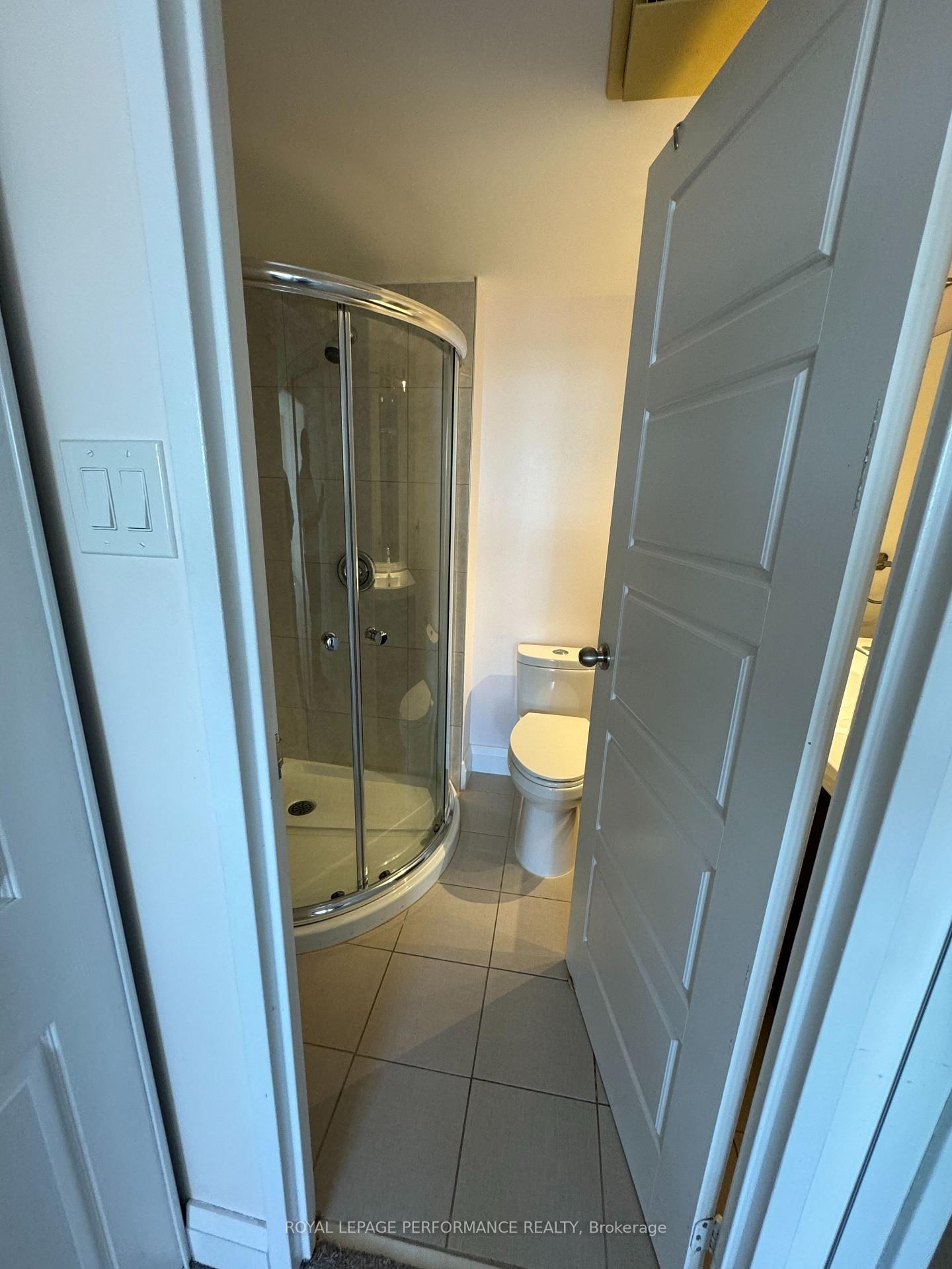 2760 CAROUSEL Crescent, Unit 1209 - Photo 16