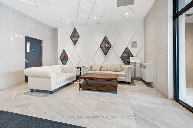 607 - 1 Wellington St W, Brantford, M5A 0W7 | Image 3