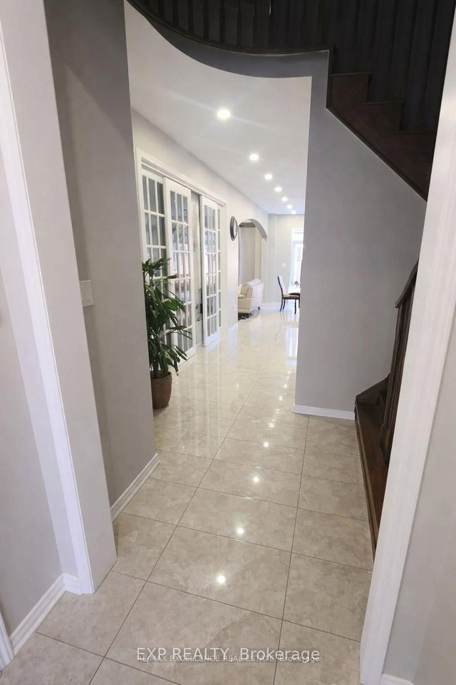 45 Queen Mary Boulevard