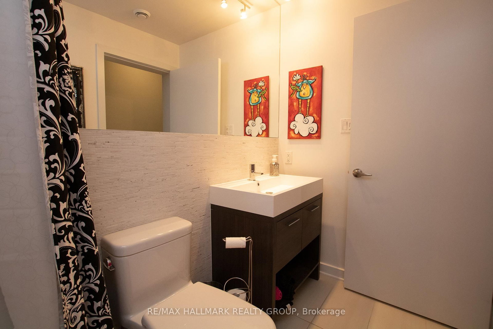 1308 Thames Street, Unit 101 - Photo 15