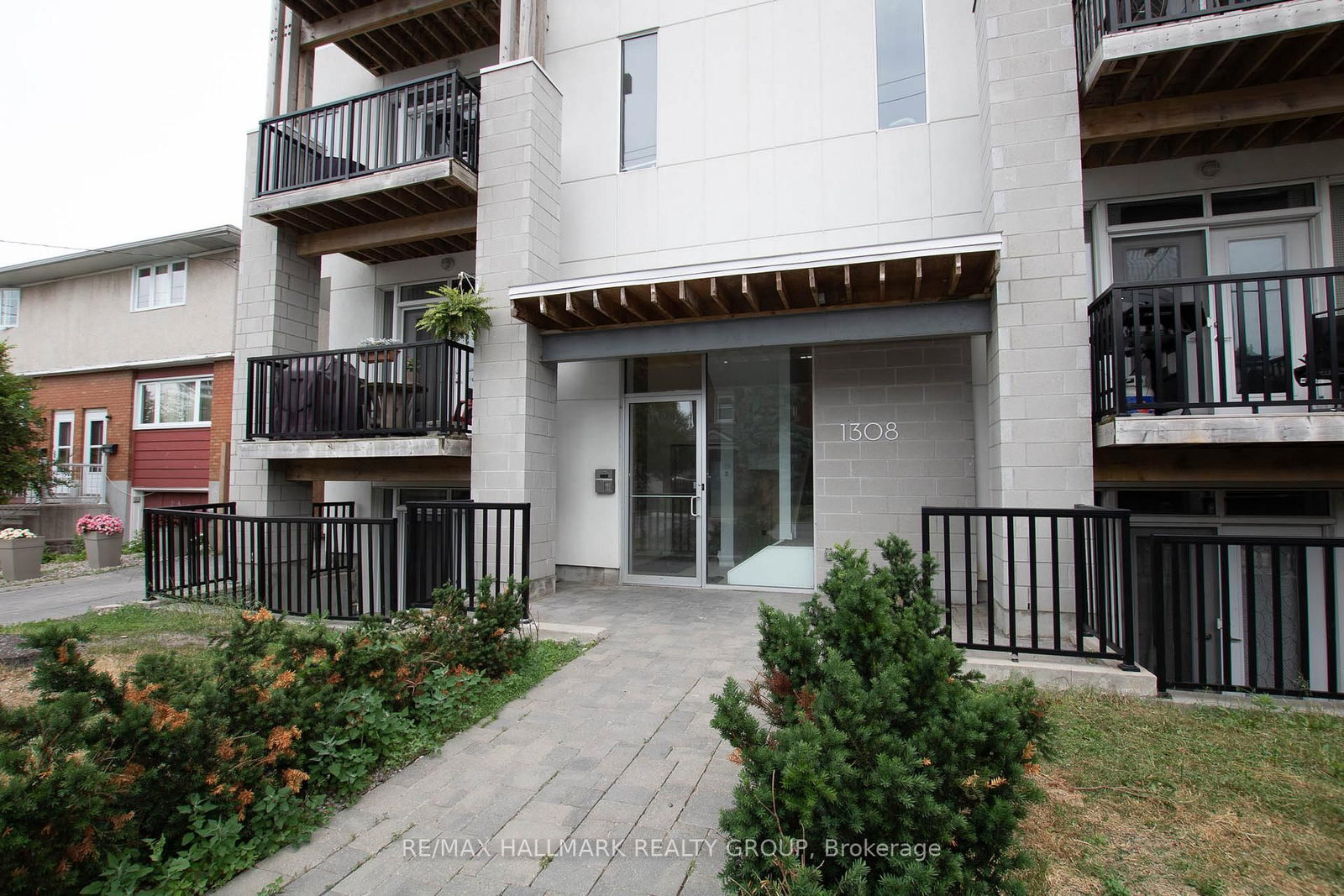 1308 Thames Street, Unit 101 - Photo 2