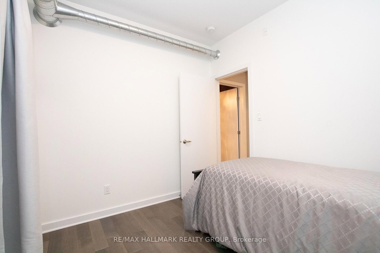 1308 Thames Street, Unit 101 - Photo 20