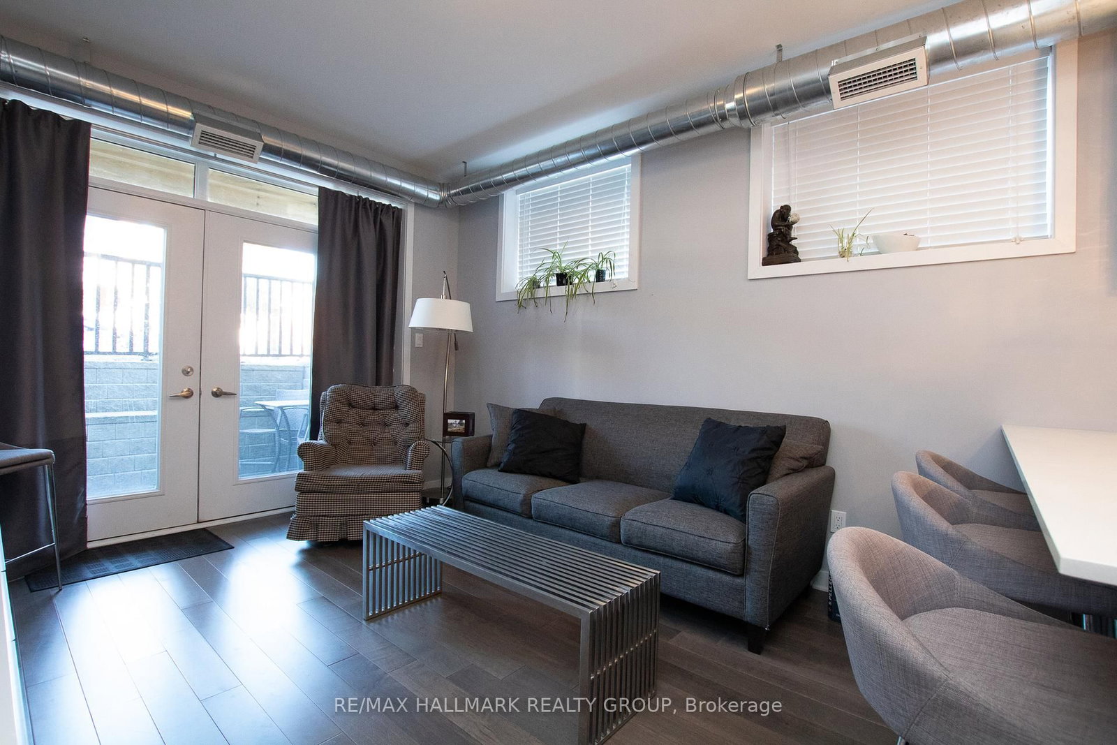 1308 Thames Street, Unit 101 - Photo 8