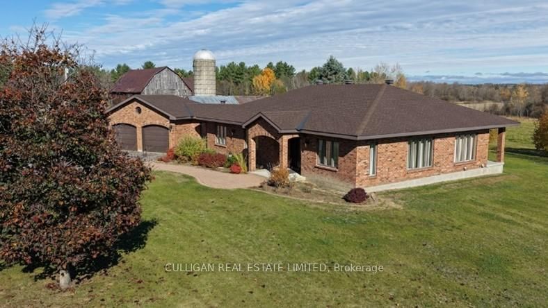 2315 Styles Side Rd, Kinburn, K0A 2H0 | Image 2