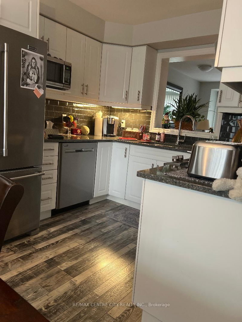 69 - 1061 EAGLETRACE Dr, London North, N6G 0T3 | Image 3