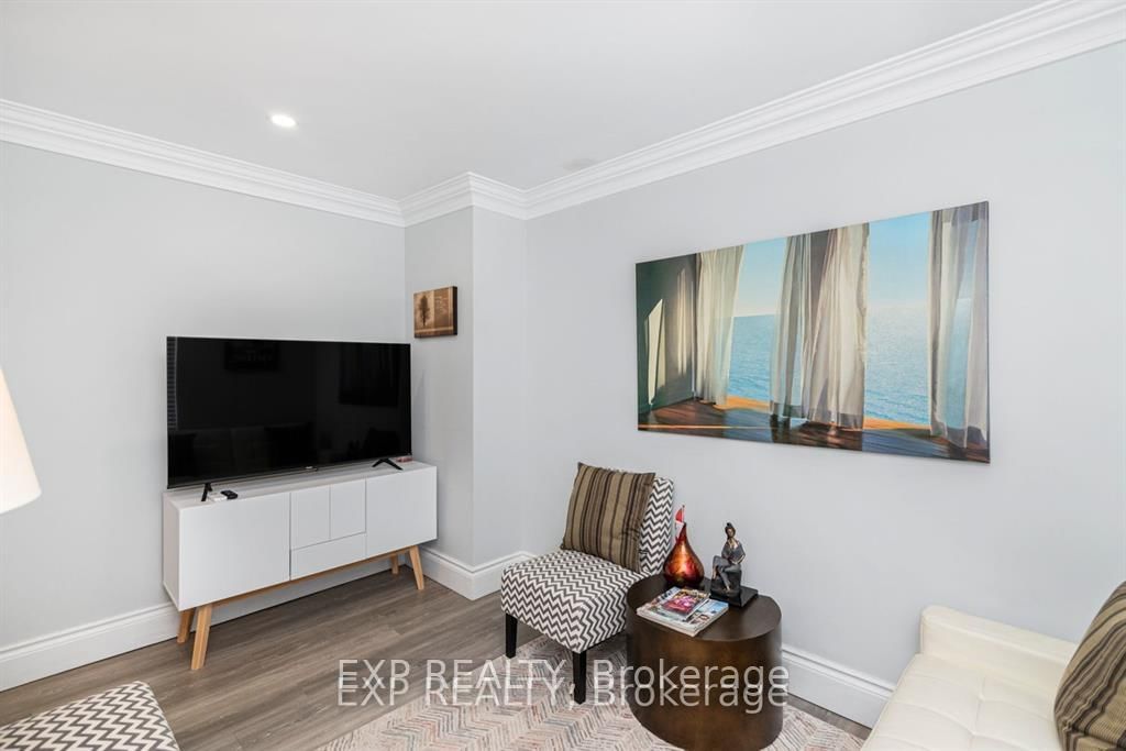 5856 FERRY Street - Photo 16