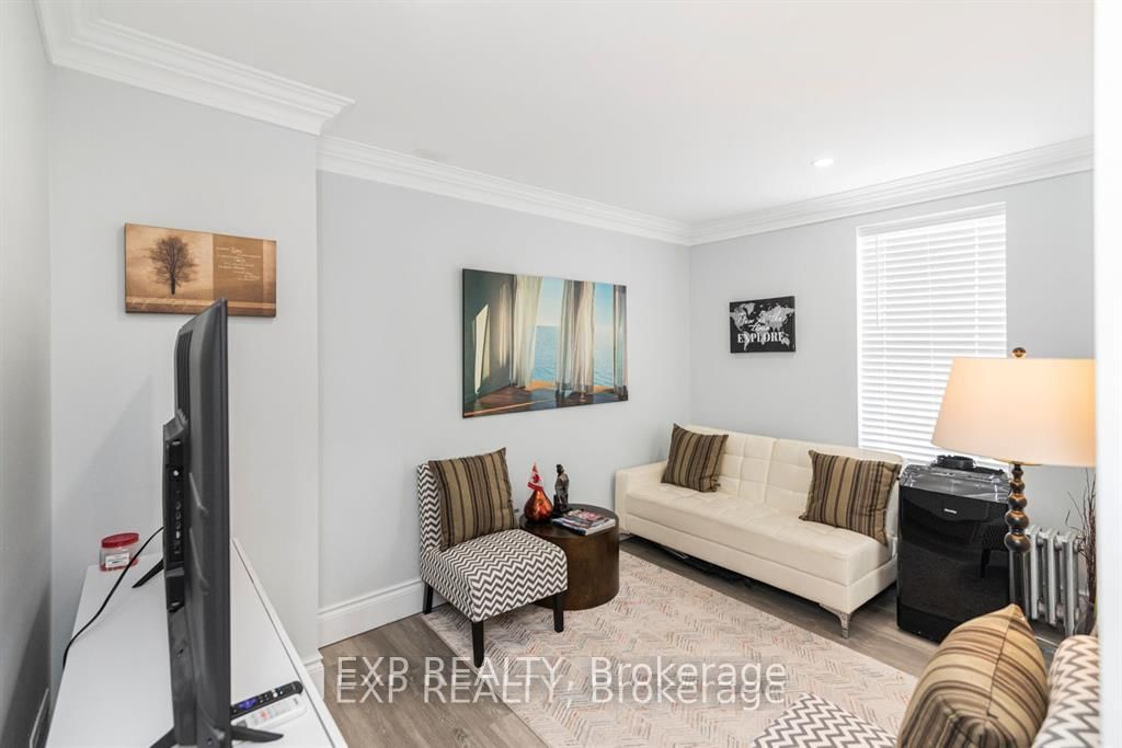 5856 FERRY Street - Photo 17