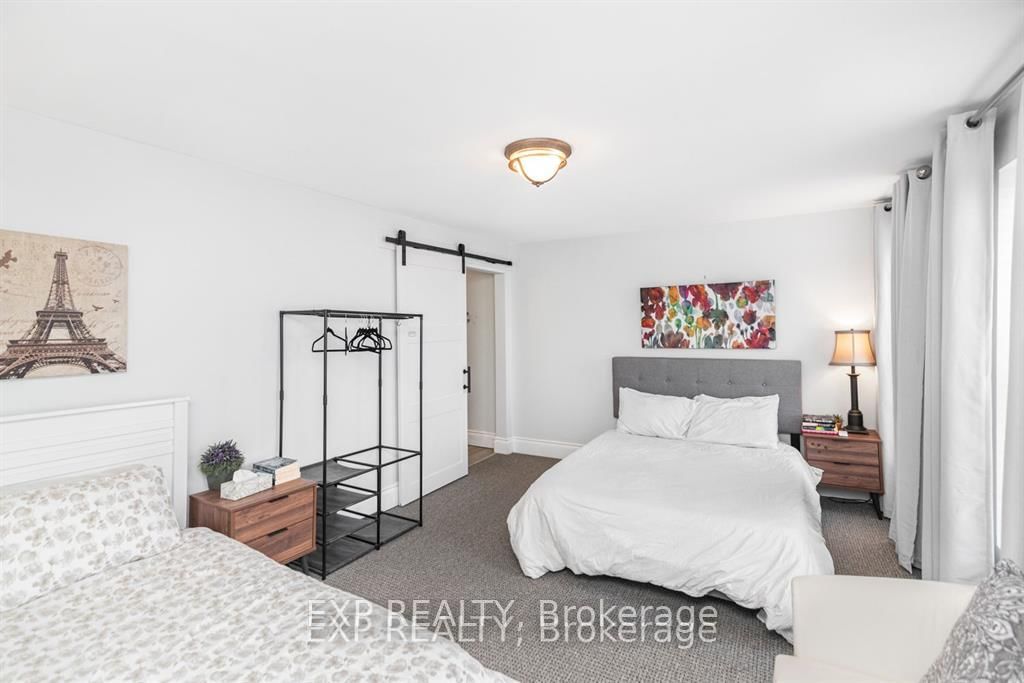 5856 FERRY Street - Photo 20