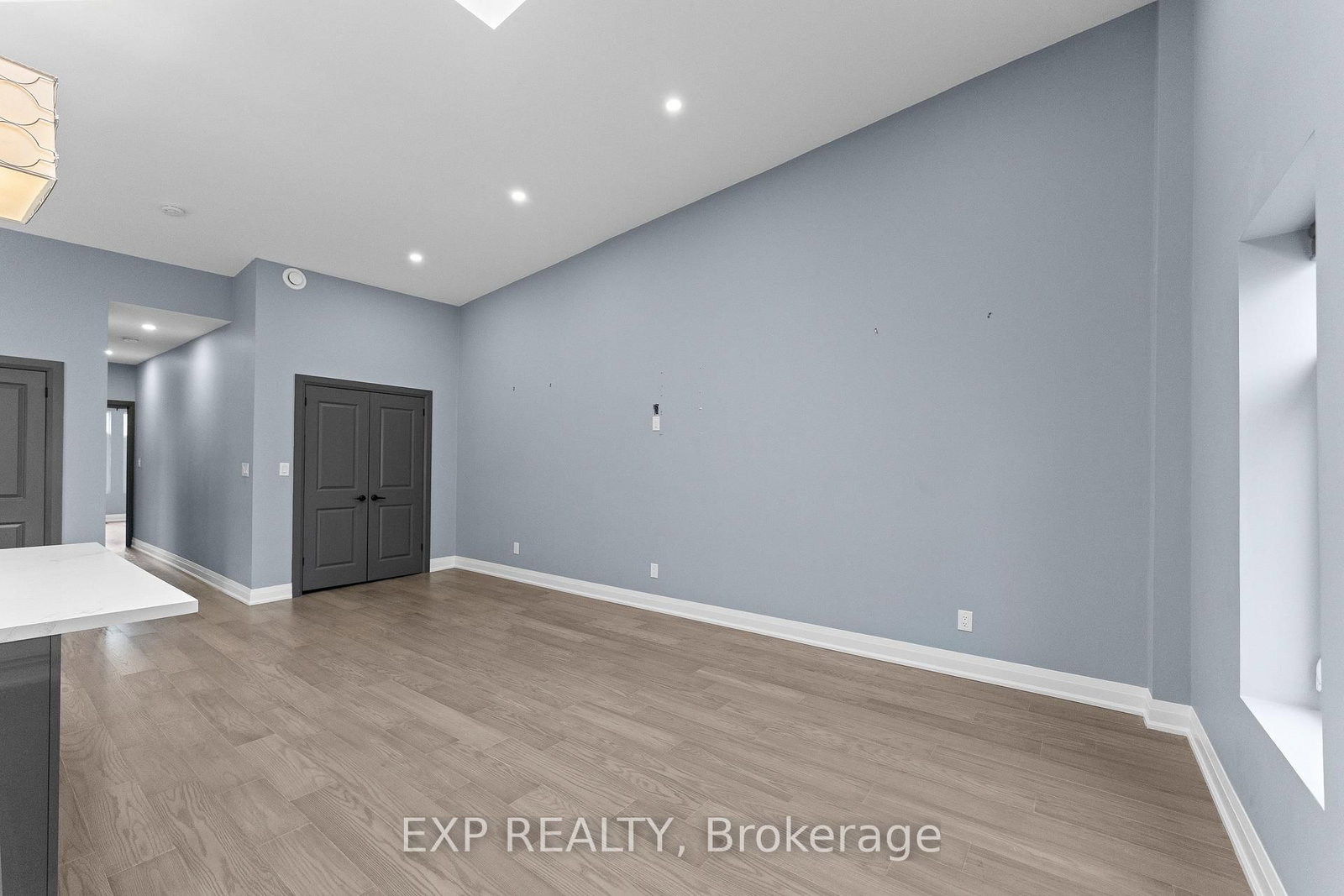 5848 Ferry Street - Photo 19