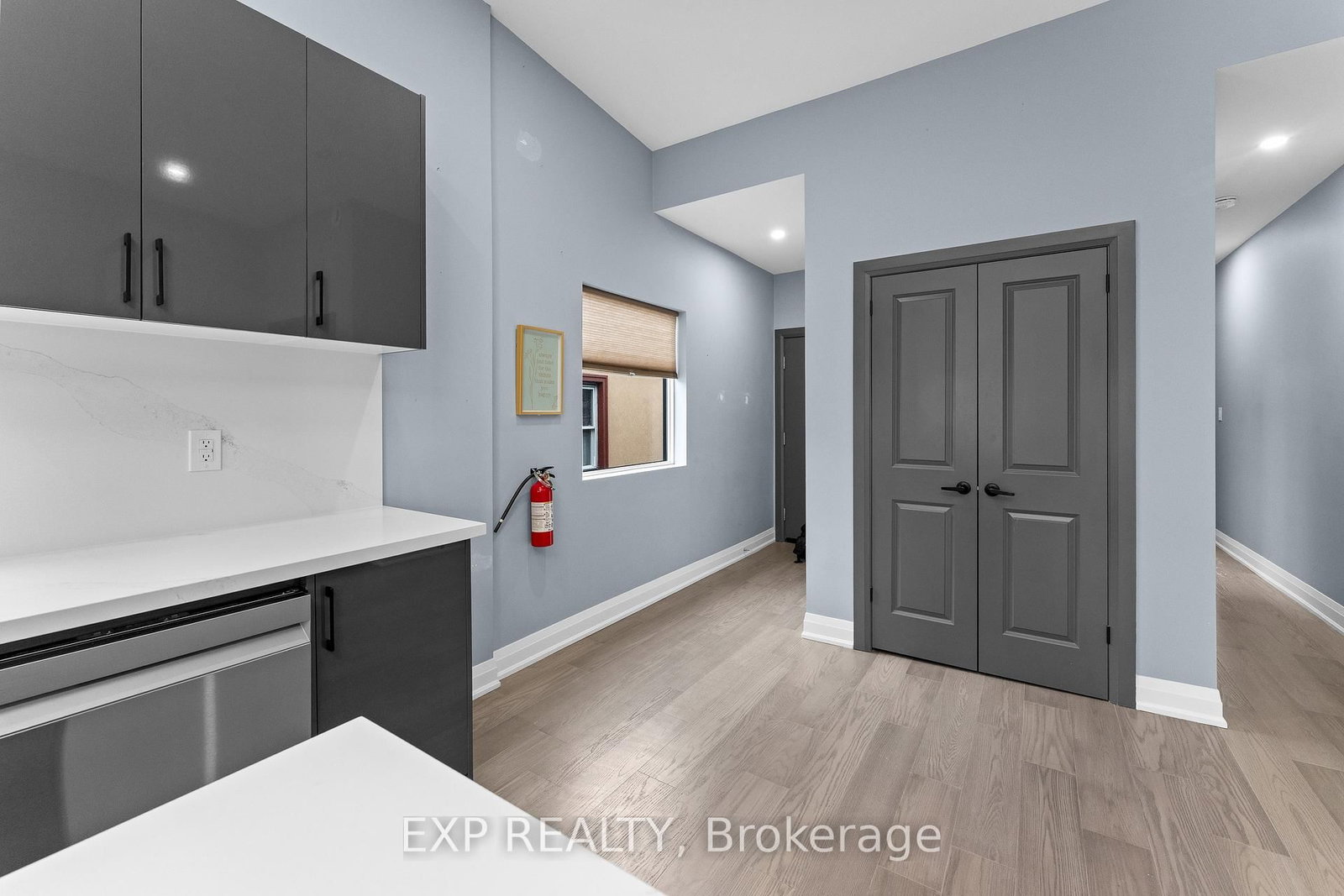 5848 Ferry Street - Photo 20