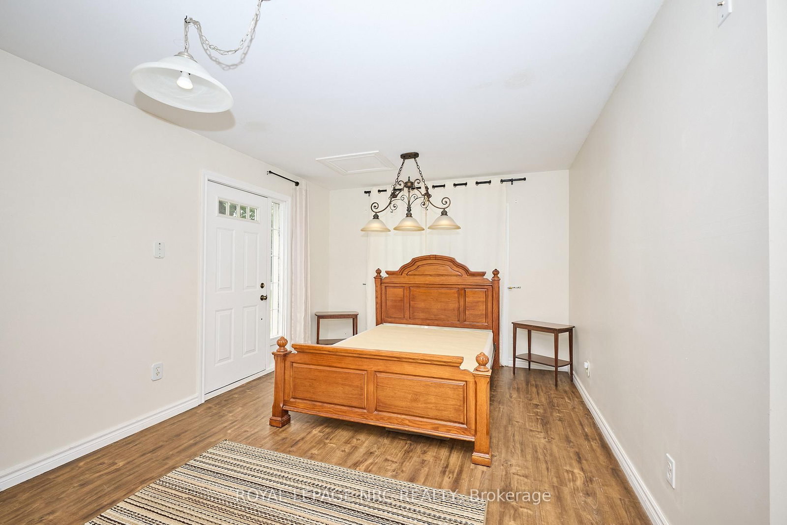 Detached House for sale at 3252 Young Avenue, Fort Erie, Ontario, L0S 1N0 - Ridgeway - MLS: X12860086