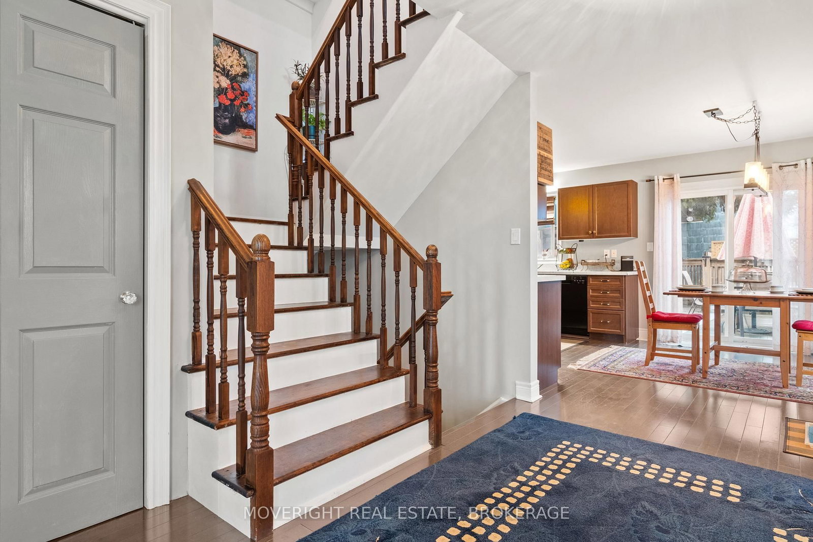 Detached House for sale at 2 Leeson Street, St. Catharines, Ontario, L2V 2R3 - Burleigh Hill - MLS: X12860184