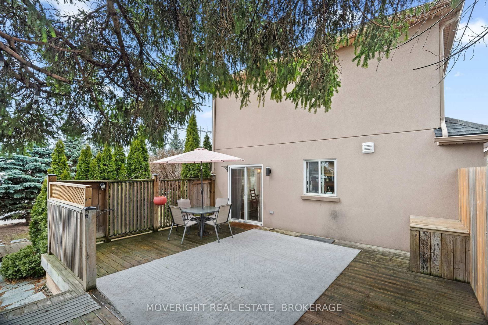 Detached House for sale at 2 Leeson Street, St. Catharines, Ontario, L2V 2R3 - Burleigh Hill - MLS: X12860184