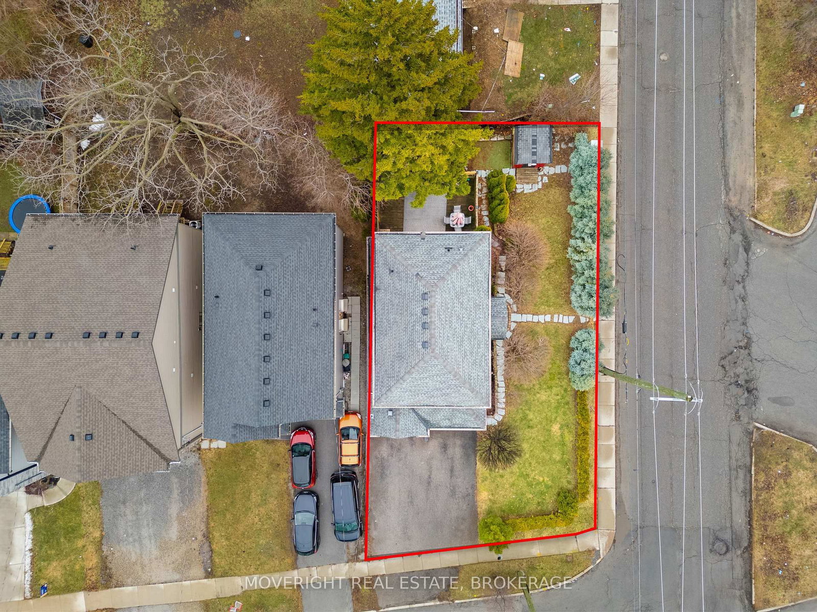 Detached House for sale at 2 Leeson Street, St. Catharines, Ontario, L2V 2R3 - Burleigh Hill - MLS: X12860184