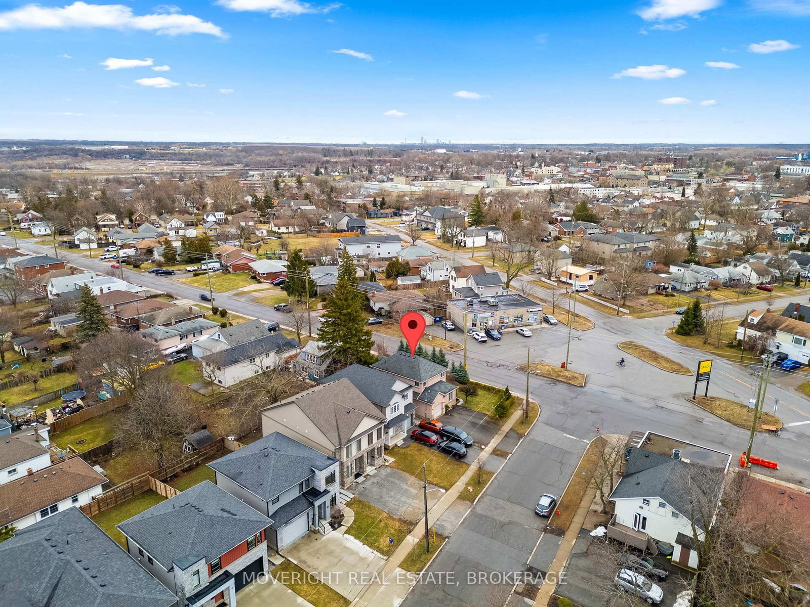 Detached House for sale at 2 Leeson Street, St. Catharines, Ontario, L2V 2R3 - Burleigh Hill - MLS: X12860184