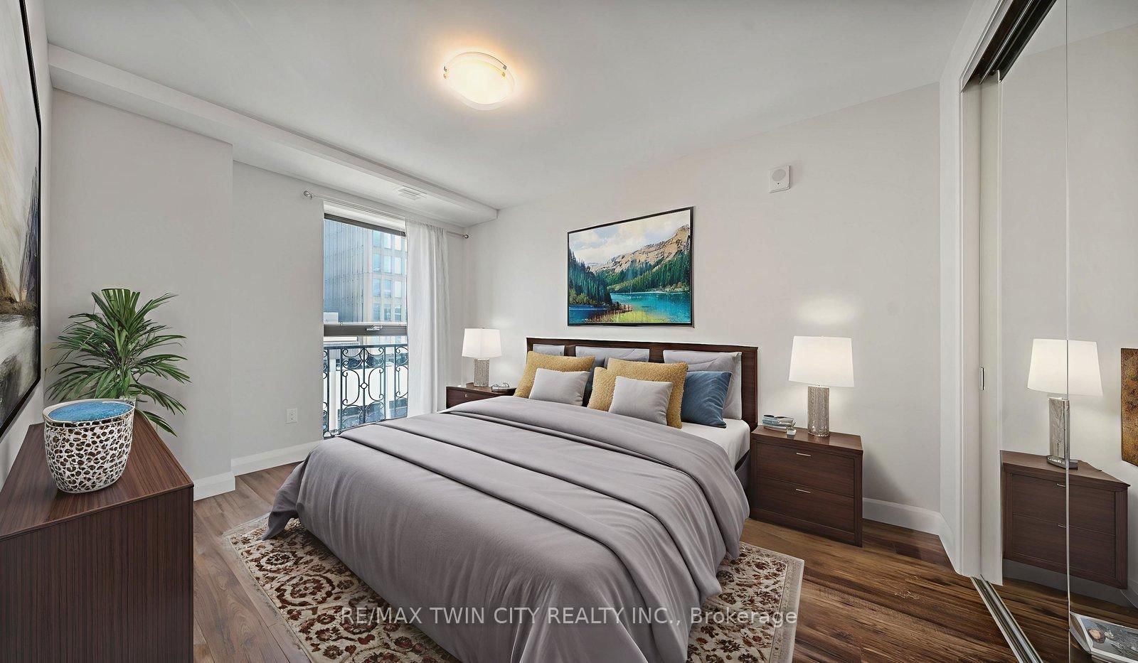 Condo for sale at 520-118 King Street, Hamilton, Ontario, L8N 0A9 - Beasley - MLS: X12860222