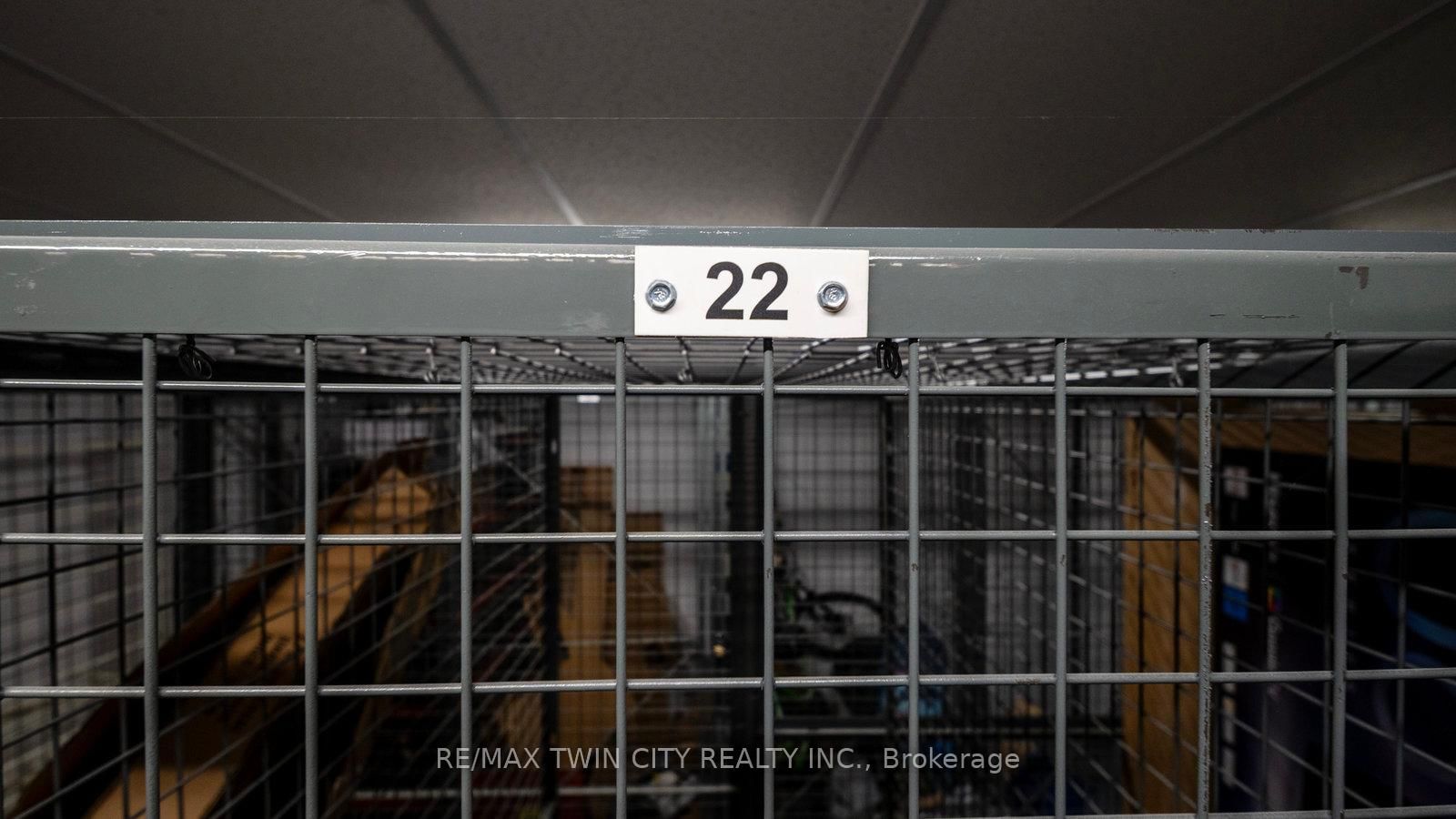 Condo for sale at 520-118 King Street, Hamilton, Ontario, L8N 0A9 - Beasley - MLS: X12860222