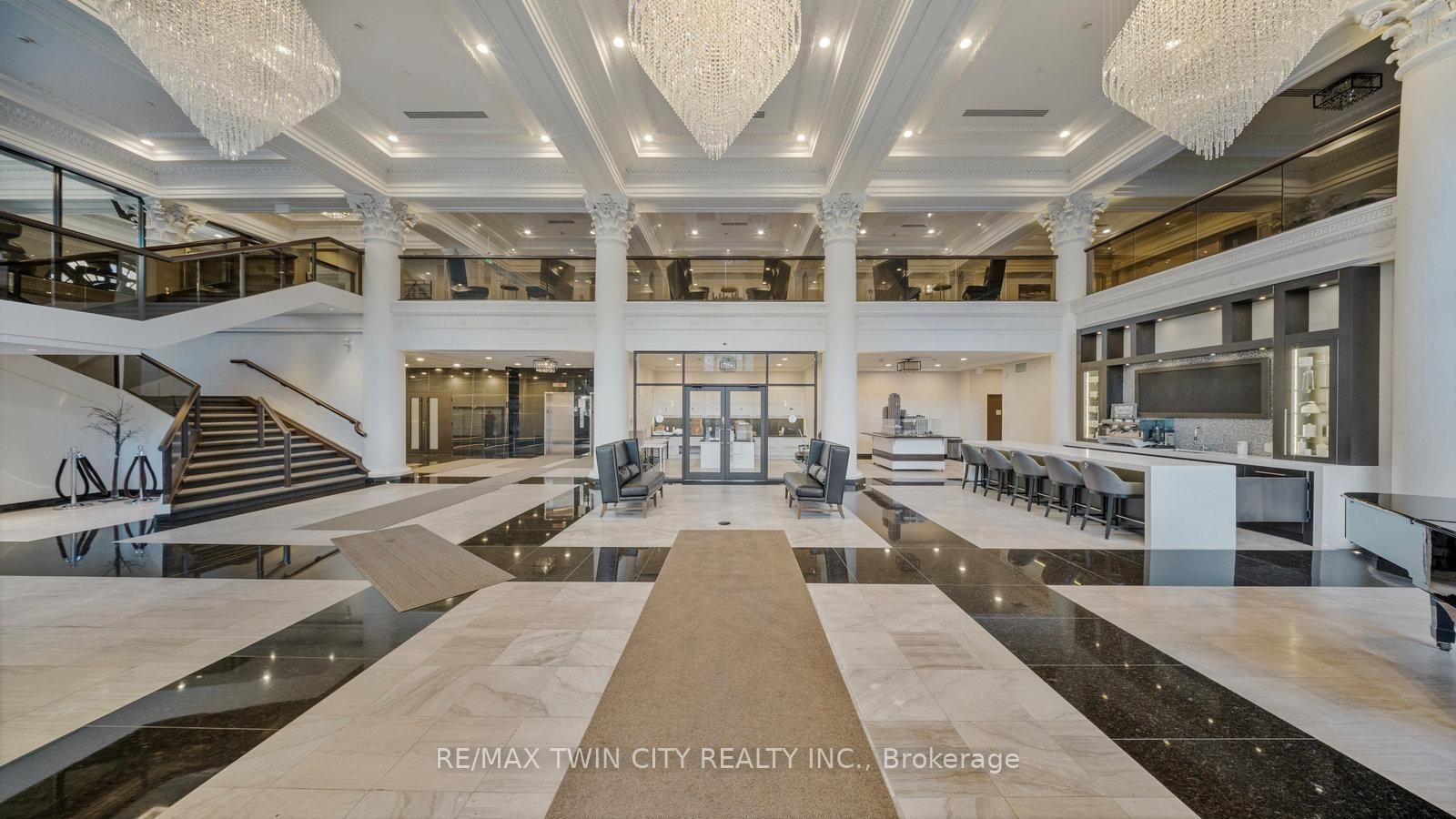 Condo for sale at 520-118 King Street, Hamilton, Ontario, L8N 0A9 - Beasley - MLS: X12860222