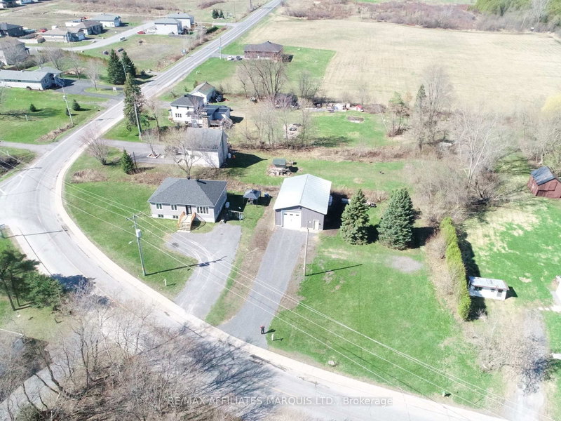 67 St Polycarp St, North Stormont, K0C 1W0 | Image 3