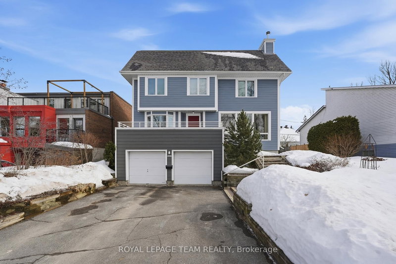 home for sale on 2848 Grandeur Avenue