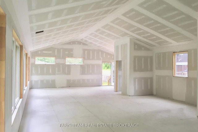 2180-2186 Highway 141