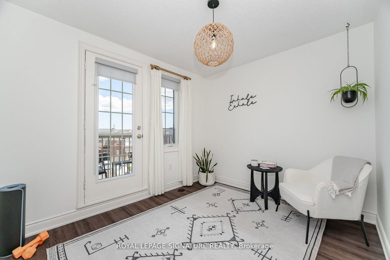 99 Burke Street - Photo 15