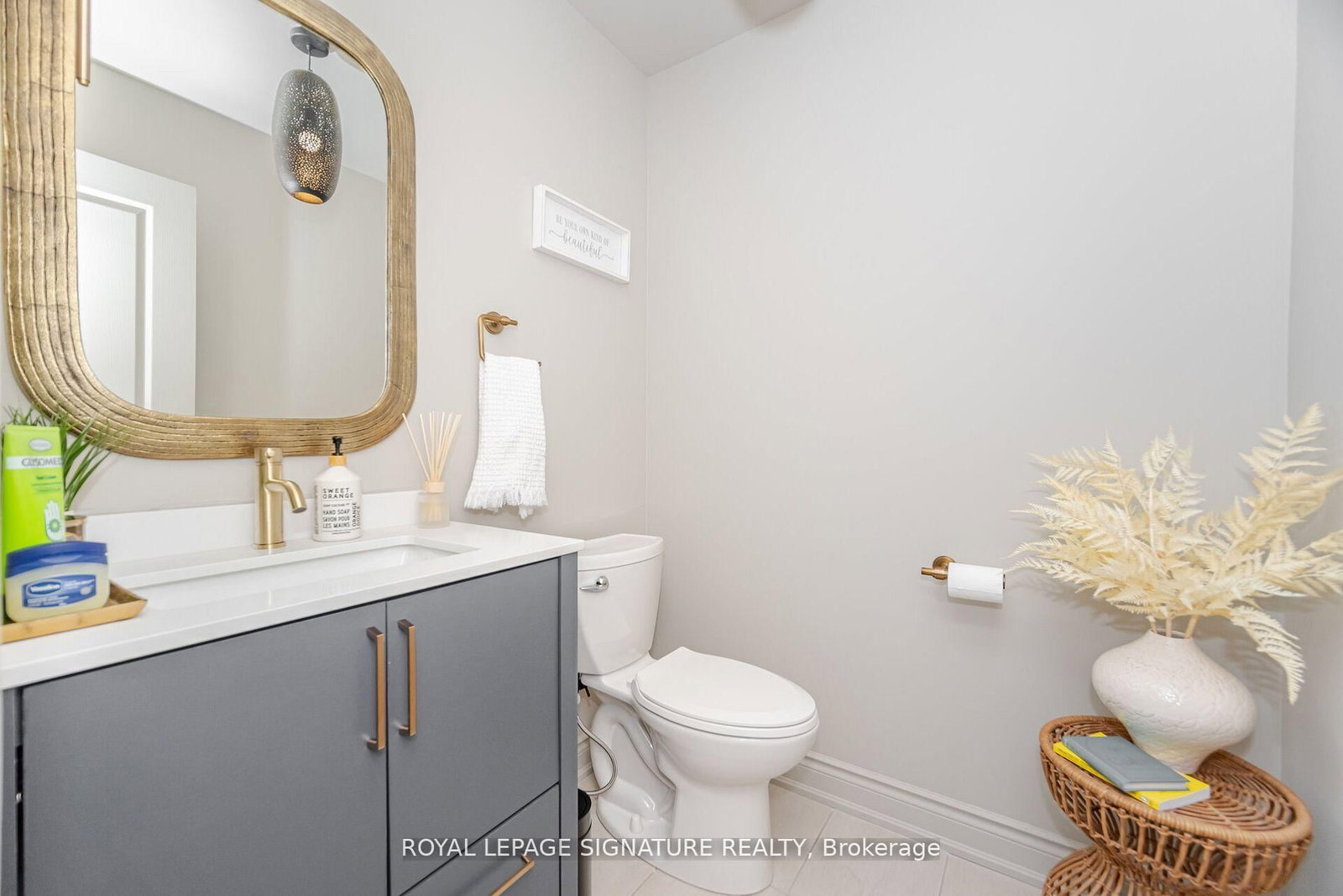 99 Burke Street - Photo 24