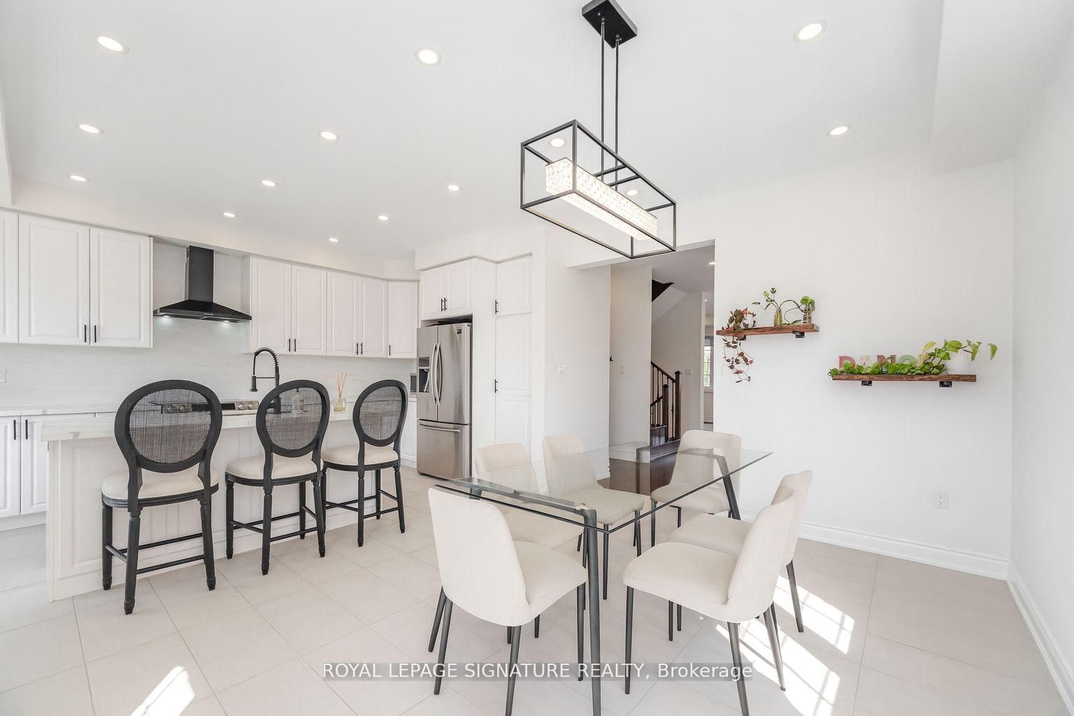 99 Burke Street - Photo 3