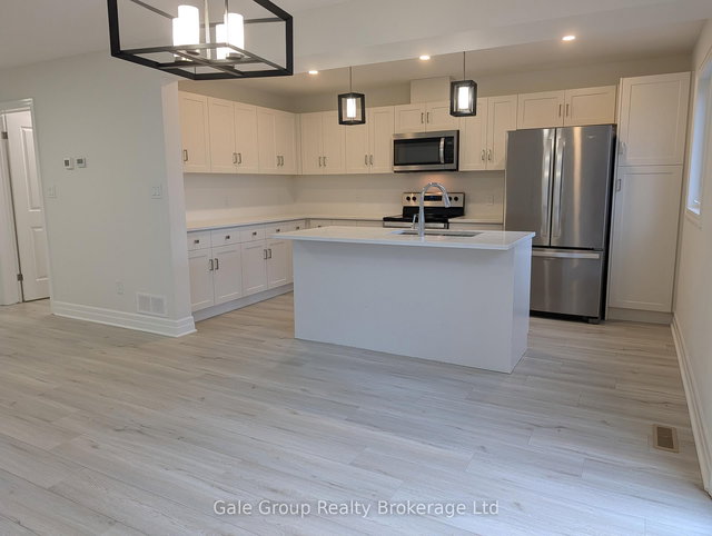 4 - 261 Pittock Park Road