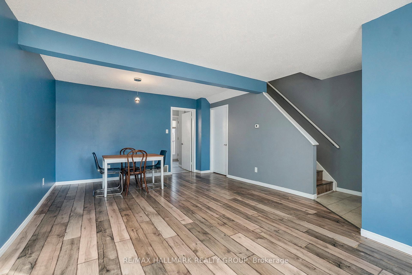 6 Henfield Avenue, Unit D - Photo 5