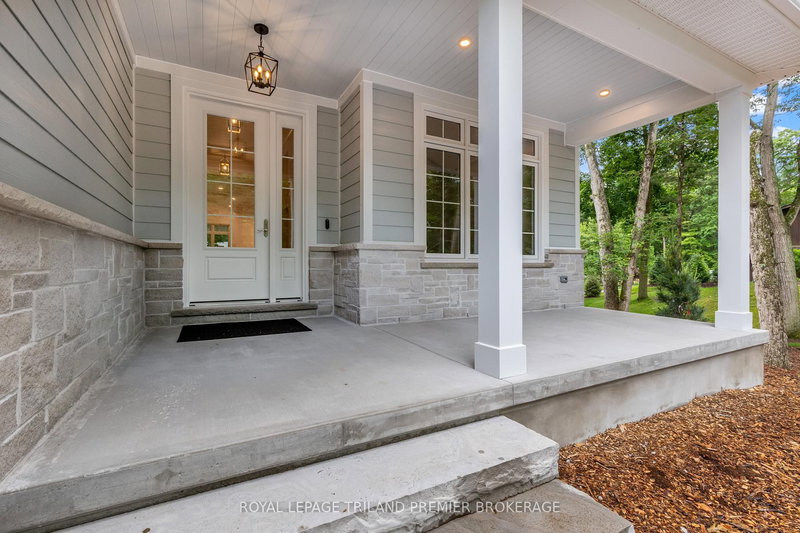 9940 Ontario St, Lambton Shores, N0M 2L0 | Image 3