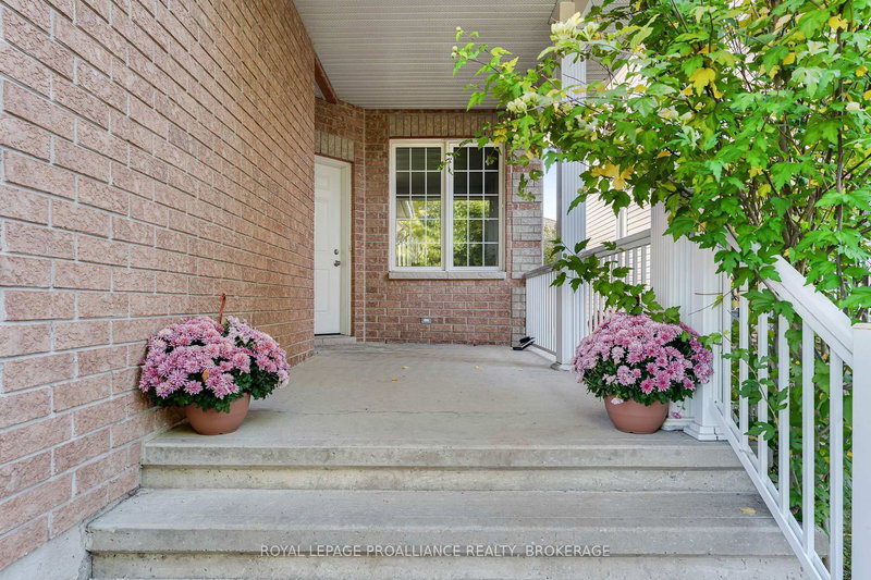 500 Conservatory Dr, Kingston, K7M 9C8 | Image 2