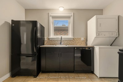 51 WESTWOOD Avenue • Hamilton, ON photo 8
